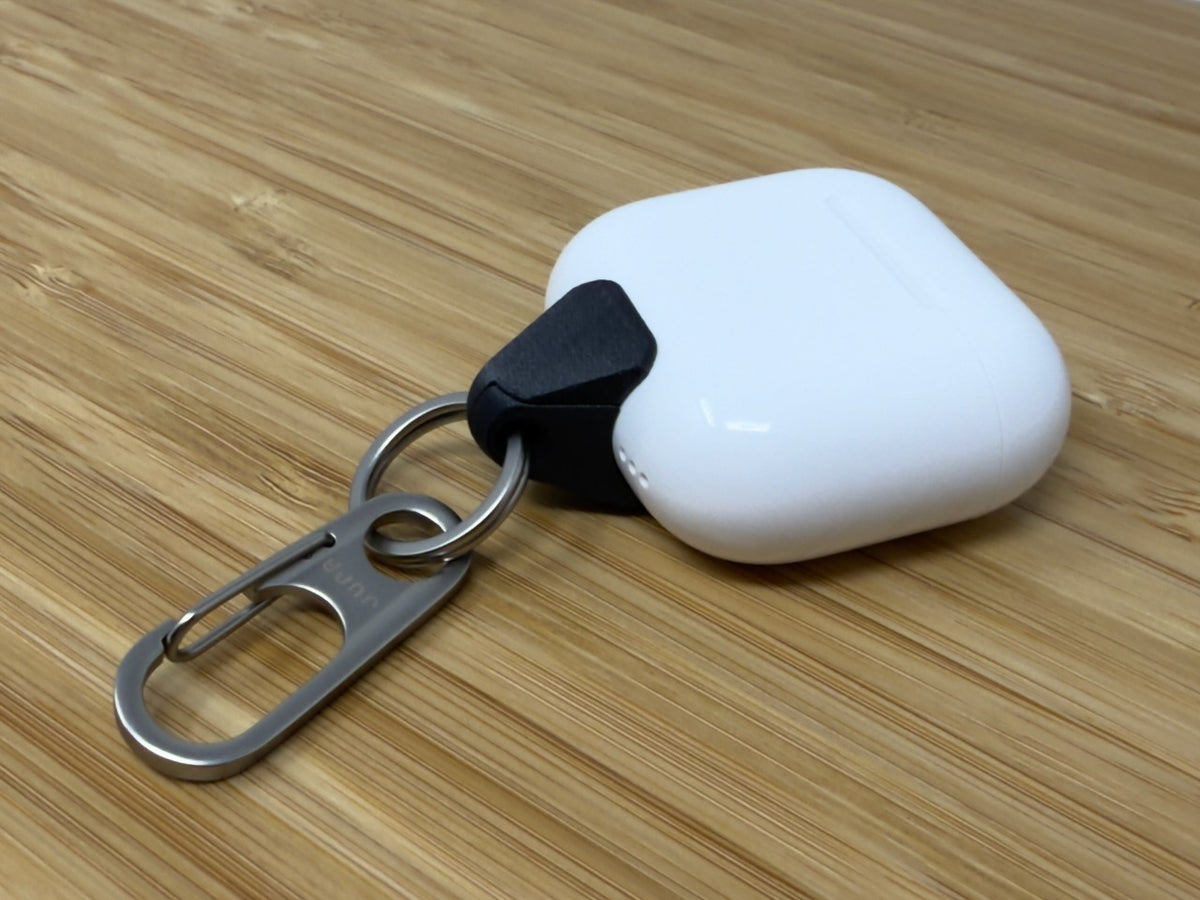 JURA ANCHOR BLACK CARBON FIBER + ZINC ALLOY CARABINER for AirPods