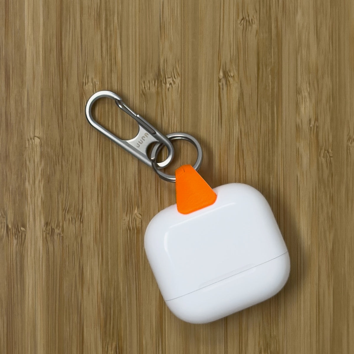 JURA ANCHOR VIBRANT ORANGE + ZINC ALLOY CARABINER for AirPods