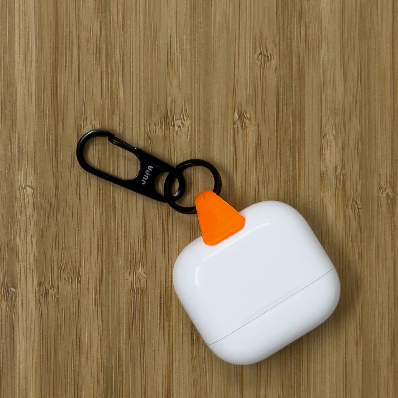 USB-C JURA ANCHOR VIBRANT ORANGE + ZINC ALLOY CARABINER  for AirPods