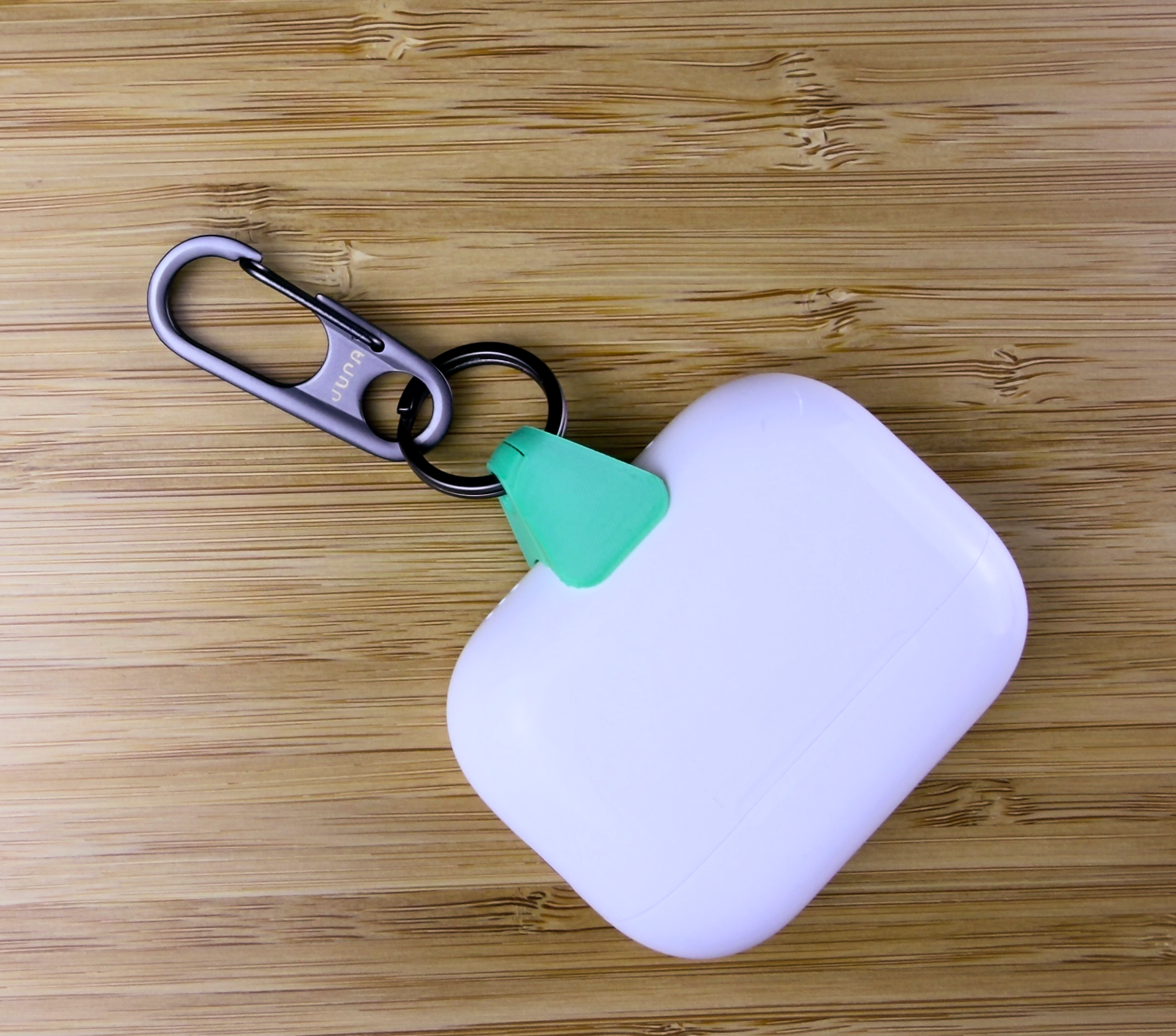 JURA ANCHOR CATALINA AQUA + ZINC ALLOY CARABINER  for AirPods Lightning+USB-C